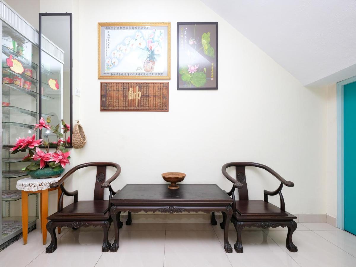 Oyo 89877 Sun Triang Hotel Kampong Kerayong Exteriér fotografie